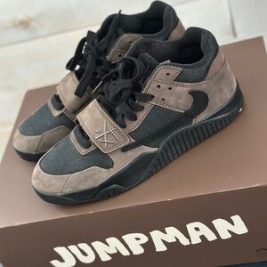 Jordan Jumpman Jack TR
Travis Scott Dark Mocha